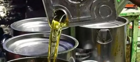 Food safety officials launch campaign against the sale of substandard edible oil